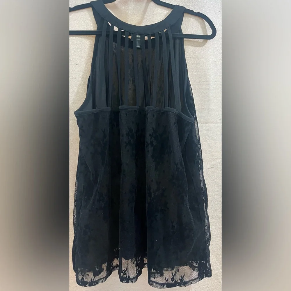 Worthington women plus size sleeveless top - Picture 3 of 7